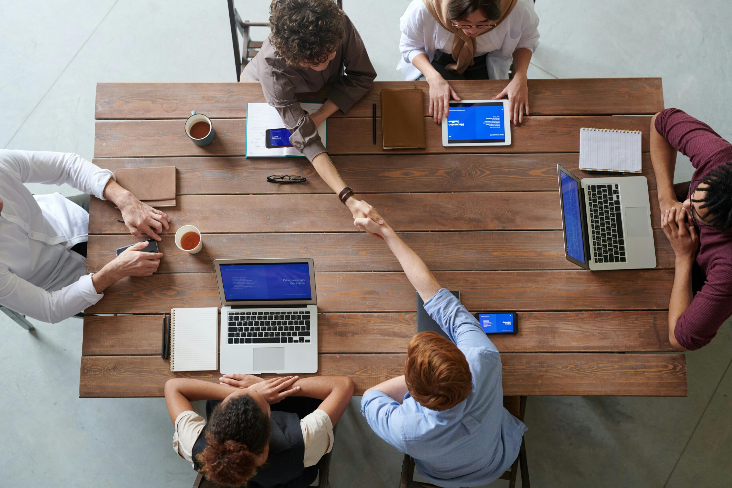 Pourquoi est-il important de mettre en place des pauses café au travail ?